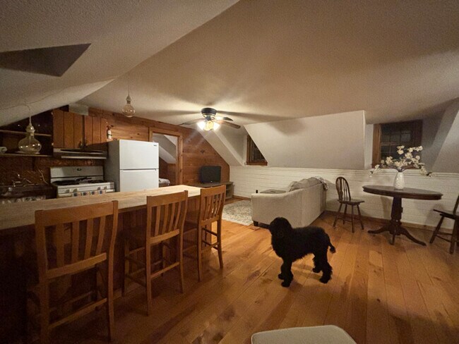 Building Photo - 3550 Coolidge Hwy