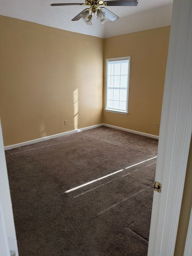 Building Photo - Freshly Updated Cordova Beauty | 3 Bedrooms • 2.5 Baths • 2-Story Living