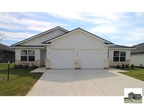 Building Photo - 1173 Lindsey Dr