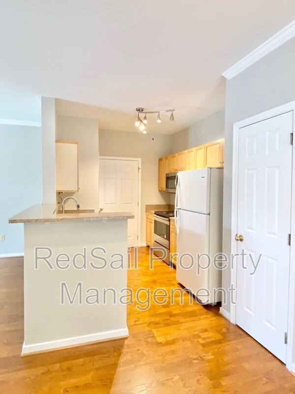 Foto del edificio - 700 River Rock Way