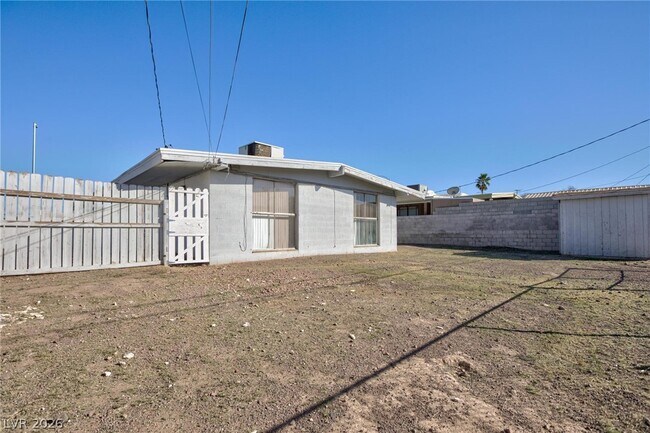 Foto del edificio - 232 Hillcrest Dr