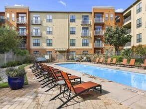 Building Photo - 2601 La Frontera Blvd