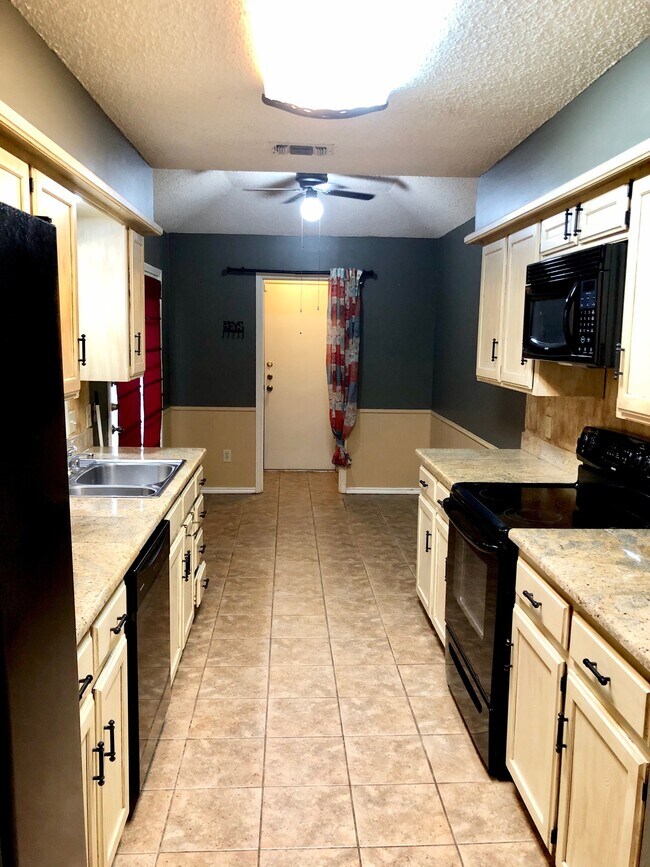 Building Photo - 5113 56th St