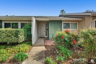 Building Photo - 1404 N Tustin Ave
