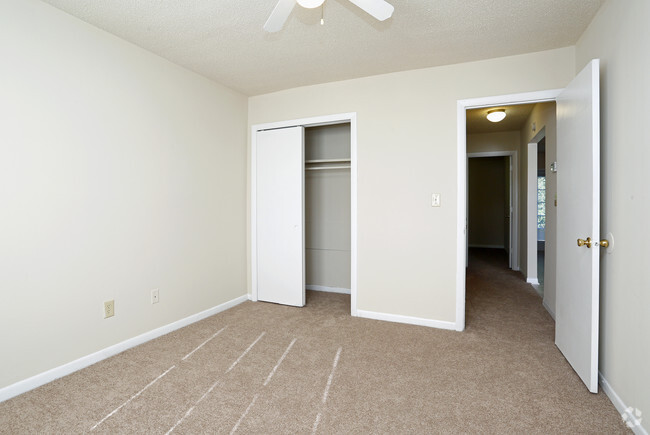 Interior Photo - Lauradale