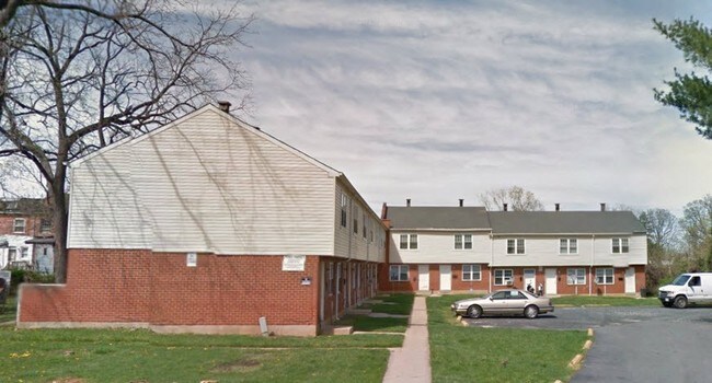 Foto del edificio - 3842-3912 Oakford Ave