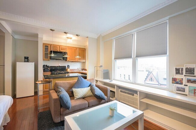 Foto del edificio - 2128 N Street Northwest-SI ID371P