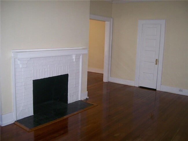 Foto del edificio - 214 3rd St