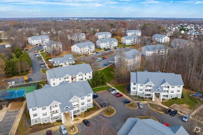 Comunidad de apartamentos Salem Run - Salem Run Apartments