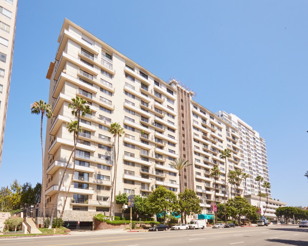 Foto principal - 10535 Wilshire Blvd