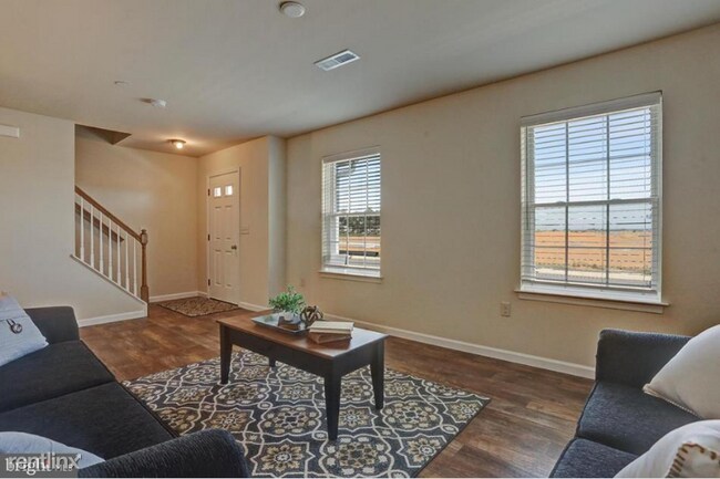 Building Photo - 3 br, 2.5 bath Townhome - 0 Byler Circle