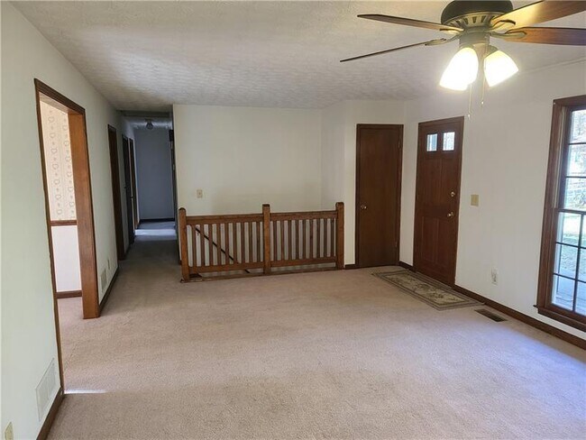 Building Photo - 2702 Bent Creek Dr NW