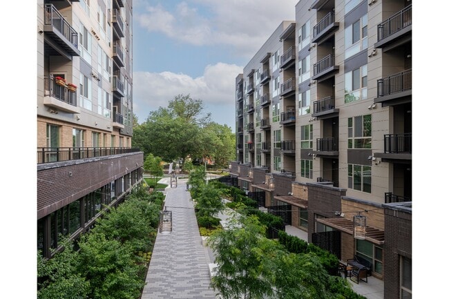 Building Photo - Atwell on Spring