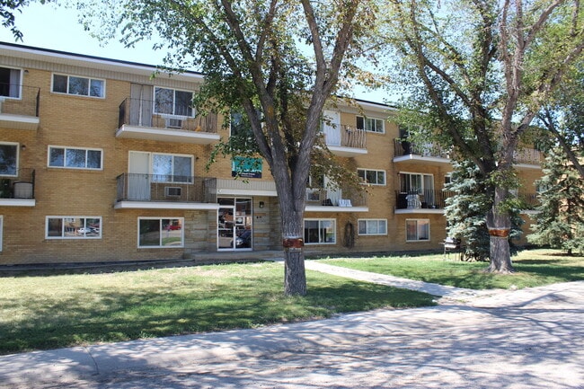 Building Photo - Ret 4100 Apartments