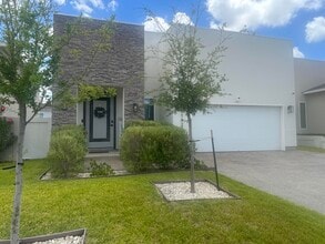Building Photo - 1421 Eagles Ln