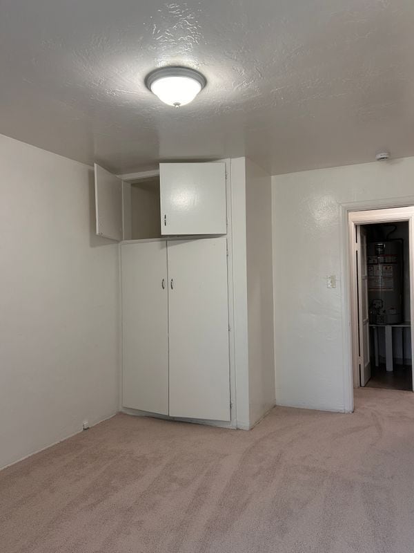 Building Photo - 2836 Jarvis St