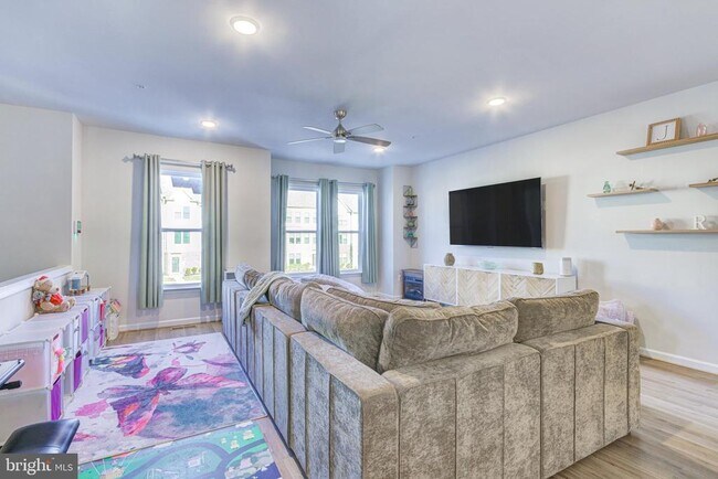 Foto del edificio - 3344 Watershed Blvd