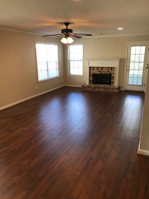 Building Photo - 289 Ivy Pl