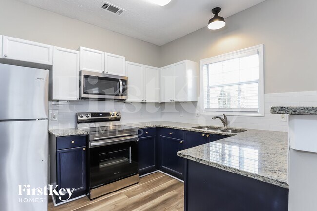 Foto del edificio - 9215 Fleetwood Trail