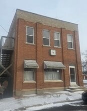 Building Photo - 1 Main St