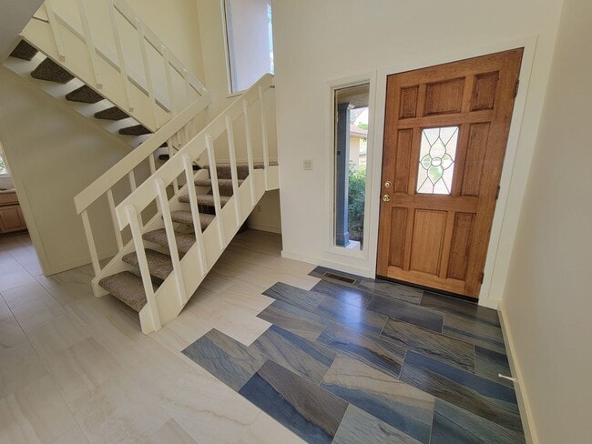 Building Photo - Cypress Lake S/D home in Lake Park