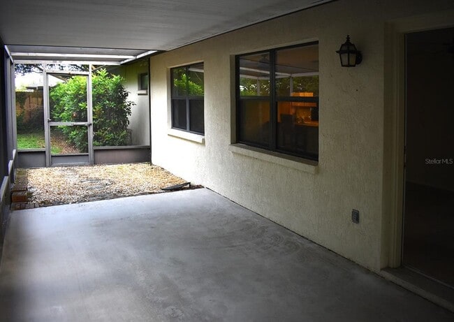 Building Photo - 107 Hourglass Dr