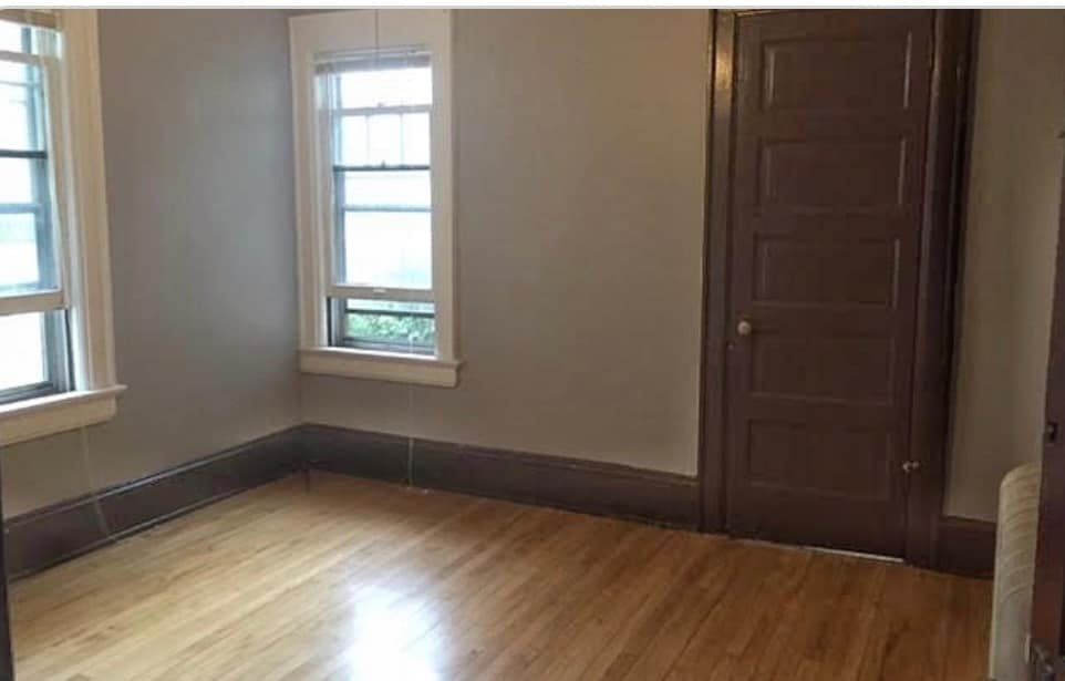 Building Photo - 3022 N Oakland Ave