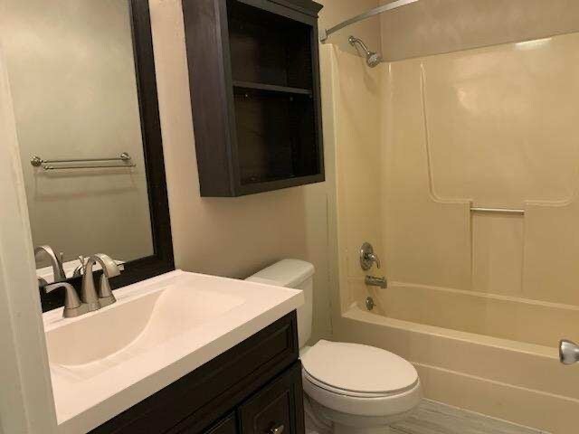 Foto del edificio - 4201 Lincolnshire Dr