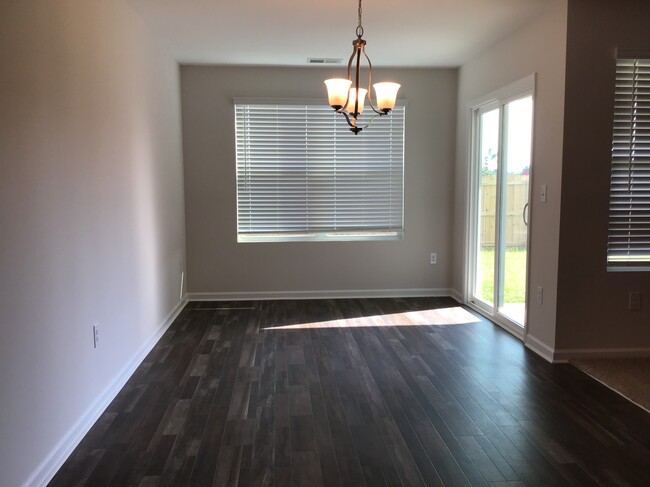 Foto del edificio - 7108 Brittany Pointer Ct