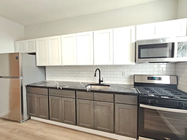 Photo - 713 S Ithan St Townhome