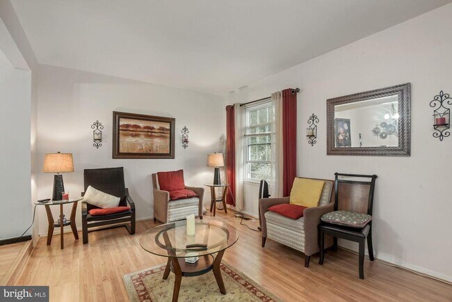 Foto del edificio - 15936 Indian Hills Terrace