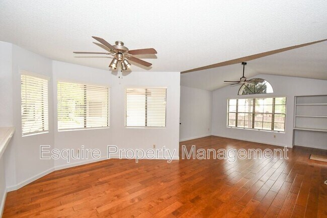 Foto del edificio - 1115 Mission Verde Dr