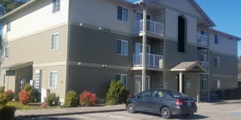 Foto principal - 100 West Curtis (Hopman Holdings, LLC)