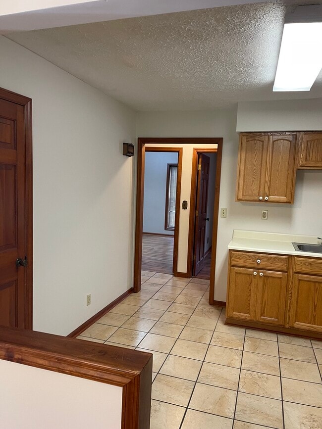 Kitchen - 151 Dorton Jenkins Hwy