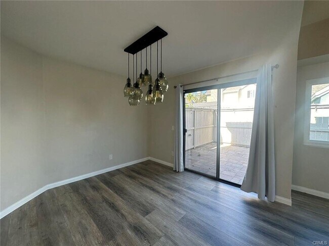 Building Photo - 21526 Hiddenbrook Apt #142, Mission Viejo,...