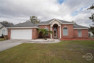 Building Photo - 108 Steven St