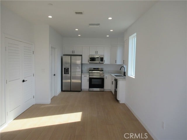 Building Photo - 9700 Mayne St