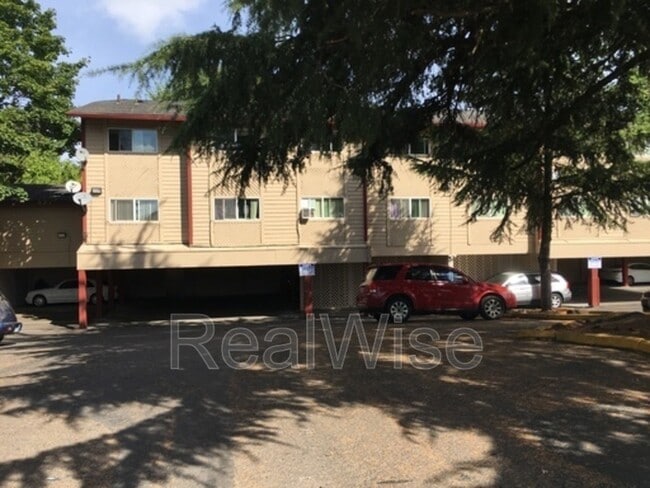 Building Photo - 13435 SE Stark St