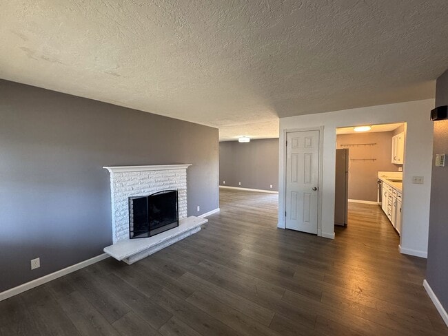 Photo - 3 Bedroom 1 Bath in Churchill Neighborhood House