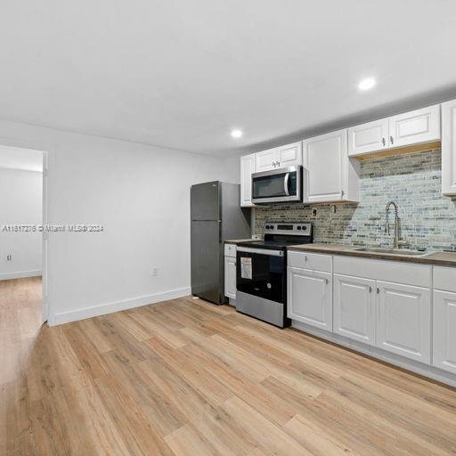 Building Photo - 361 E 39th St