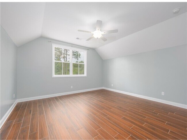Building Photo - 206 Placid Rd