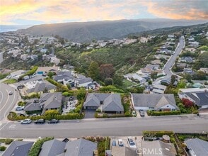 Building Photo - 3019 Cresta Way