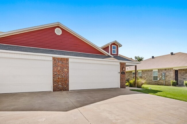 Photo - Beautiful and Spacious Home!
