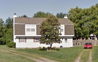 Building Photo - 115 Cardinal Acres Dr