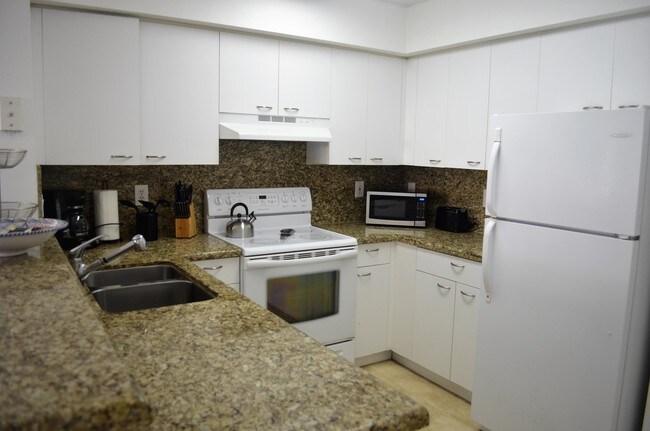 Building Photo - 10270  Courtside Lane B