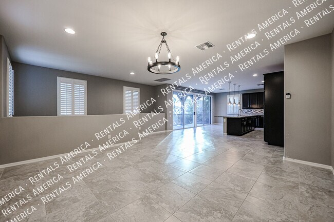 Foto del edificio - 4212 E Erie St