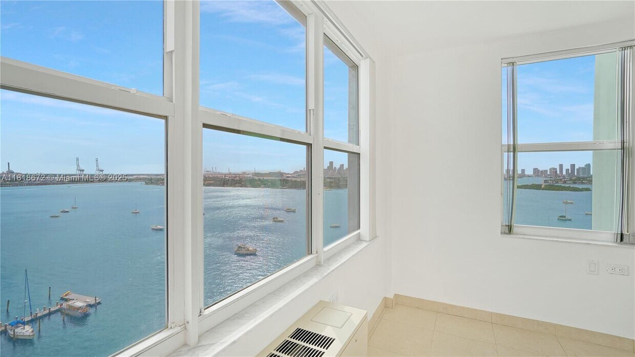 Foto principal - 1250 West Ave