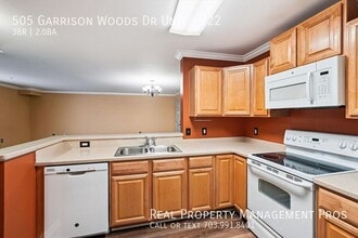 Building Photo - 505 Garrison Woods Dr