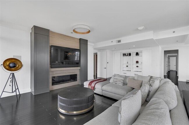 Foto del edificio - 2233 Peachtree Rd NE