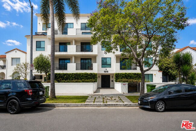 Foto del edificio - 1515 S Holt Ave